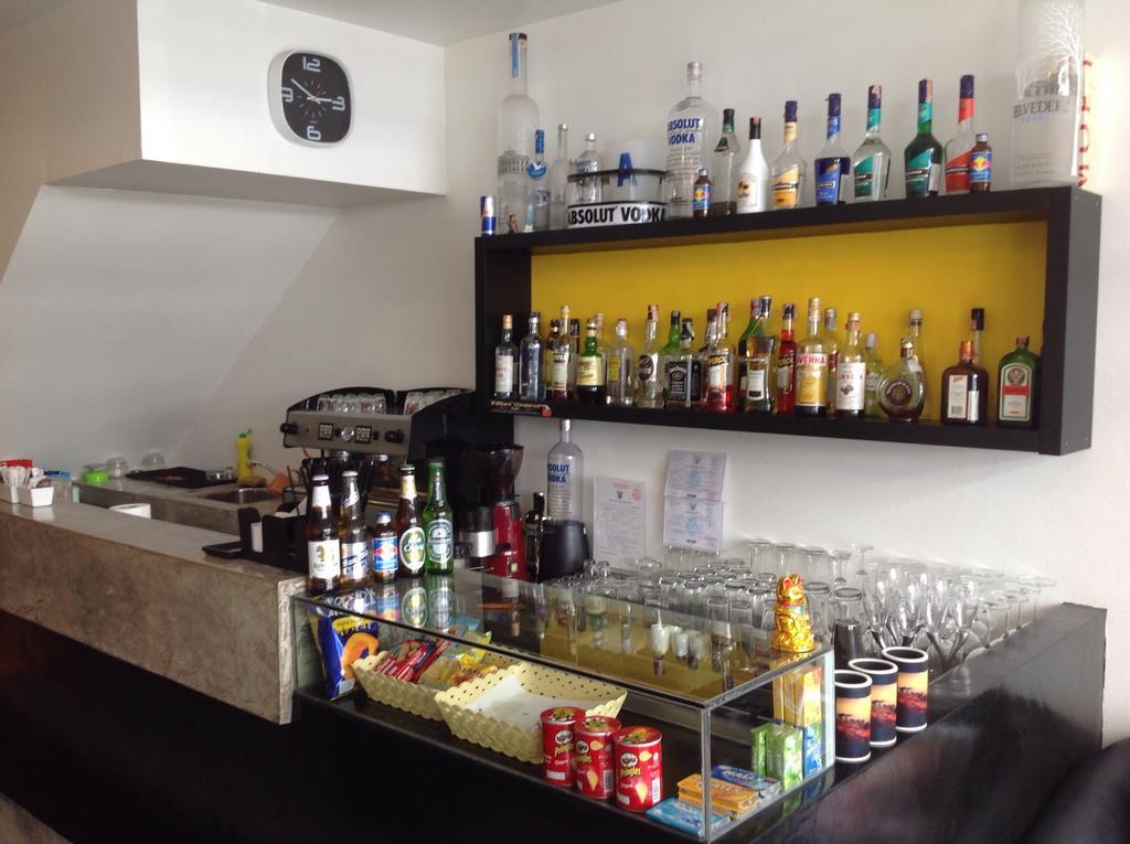 Sunshine Guesthouse Patong Екстериор снимка