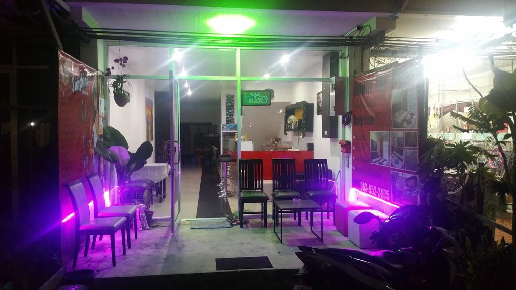 Sunshine Guesthouse Patong Екстериор снимка