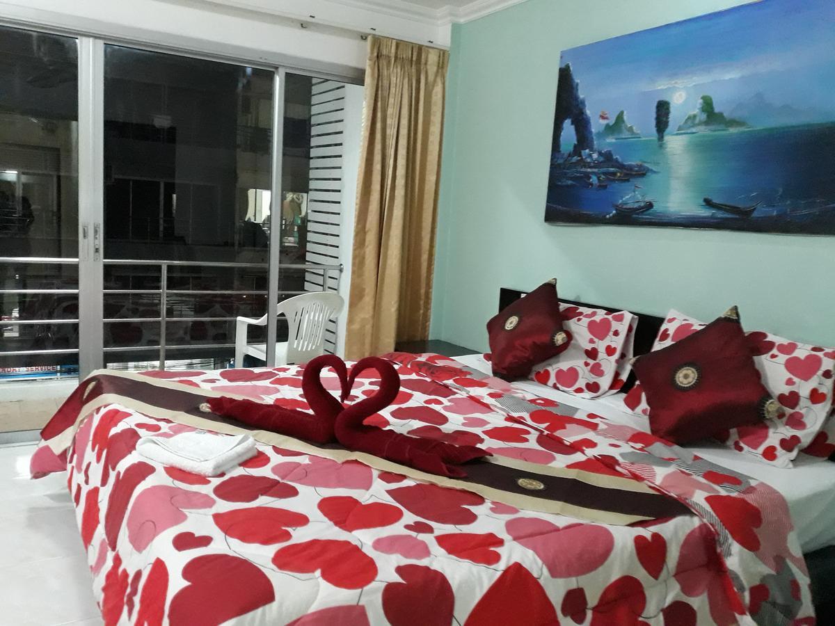 Sunshine Guesthouse Patong Екстериор снимка